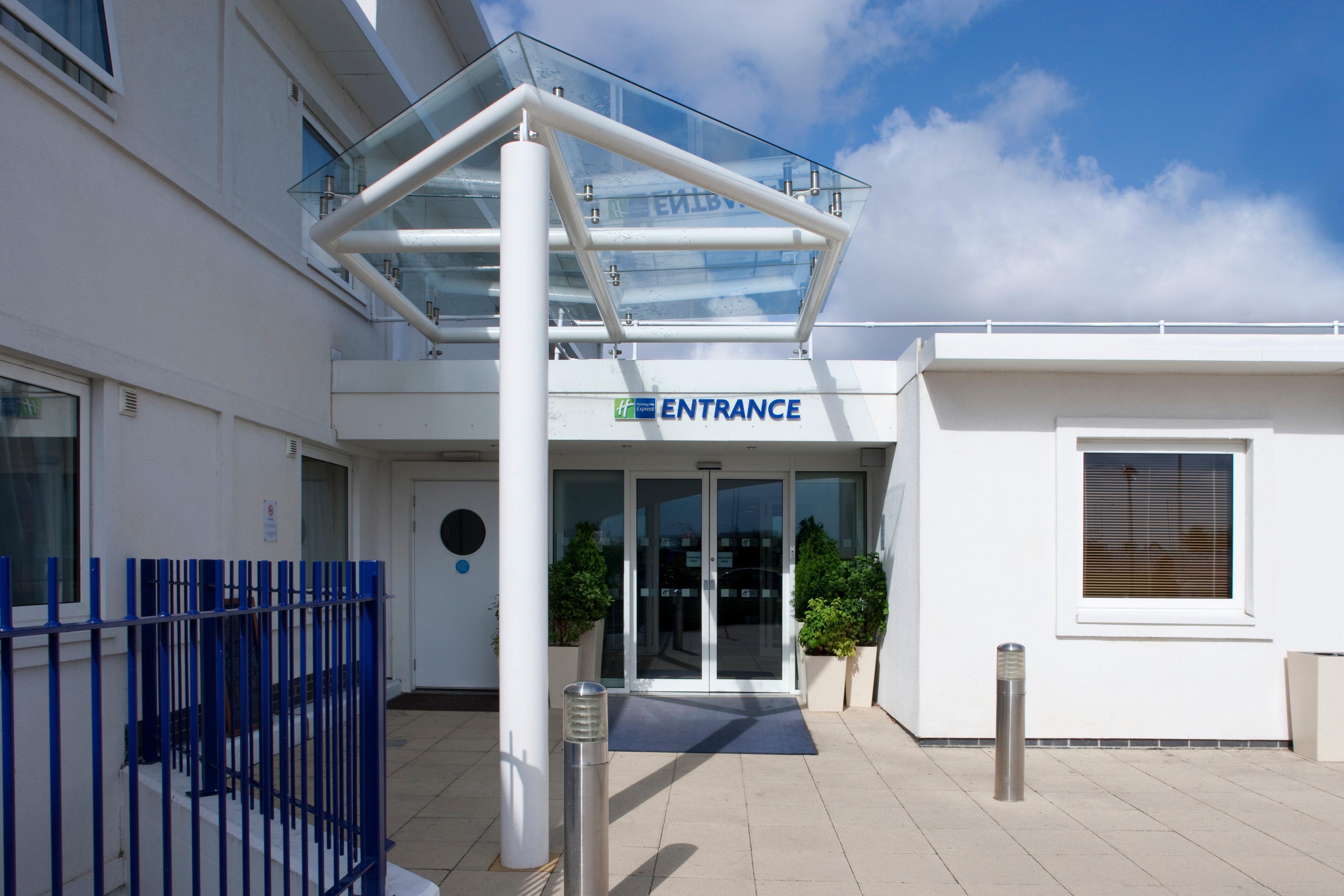 Holiday Inn Express Ramsgate - Minster By Ihg Esterno foto