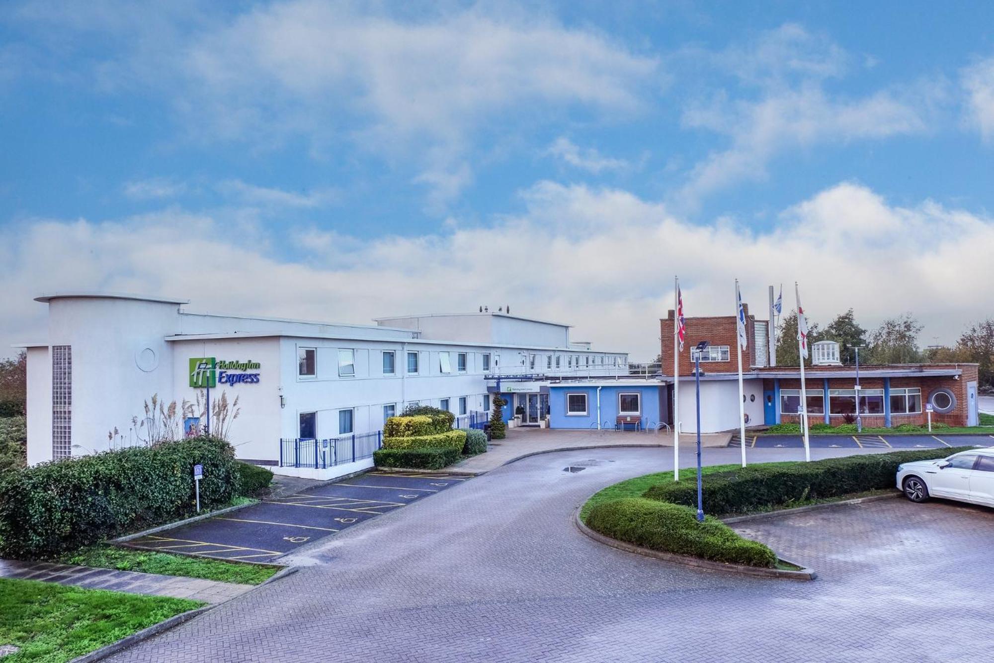Holiday Inn Express Ramsgate - Minster By Ihg Esterno foto