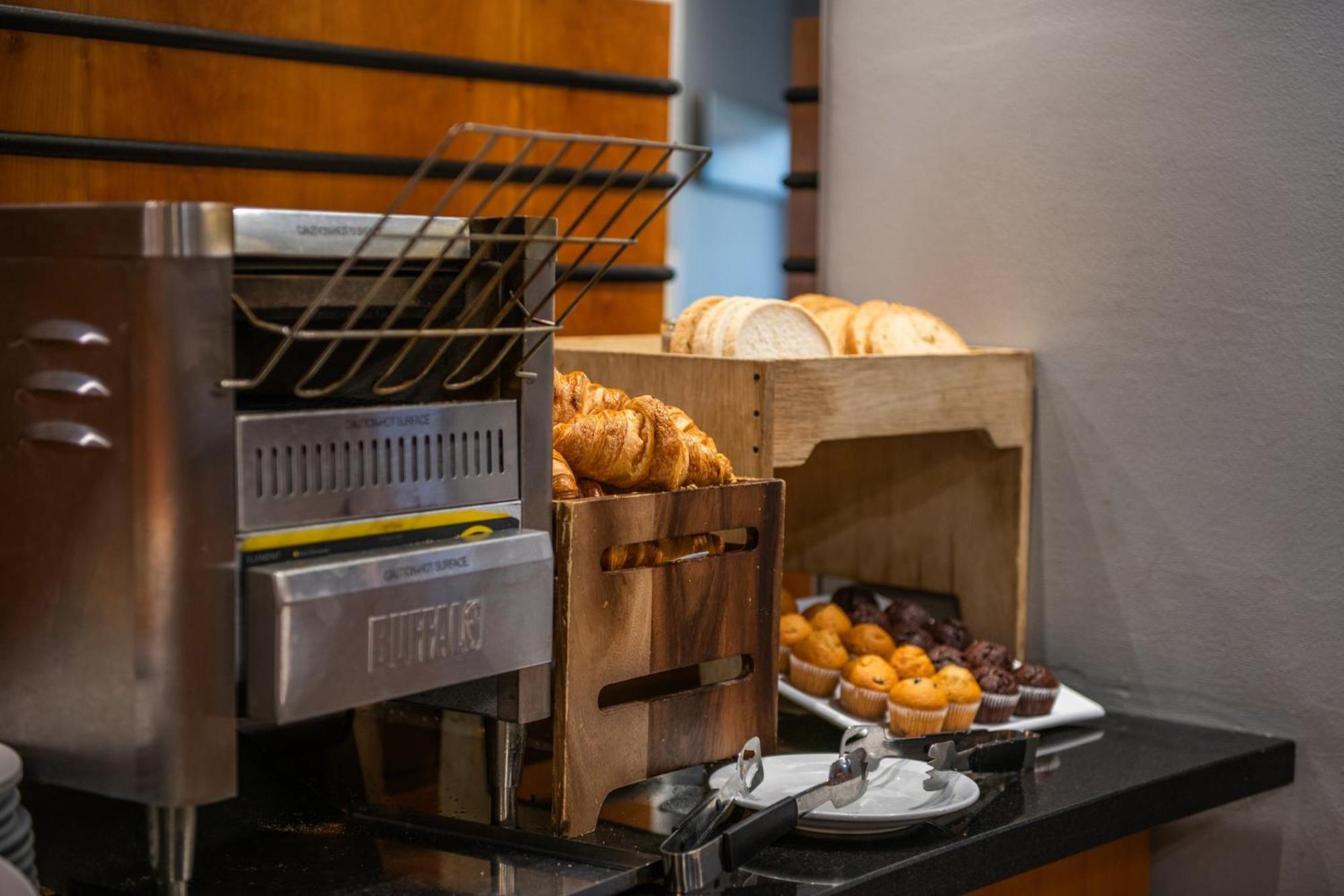 Holiday Inn Express Ramsgate - Minster By Ihg Esterno foto