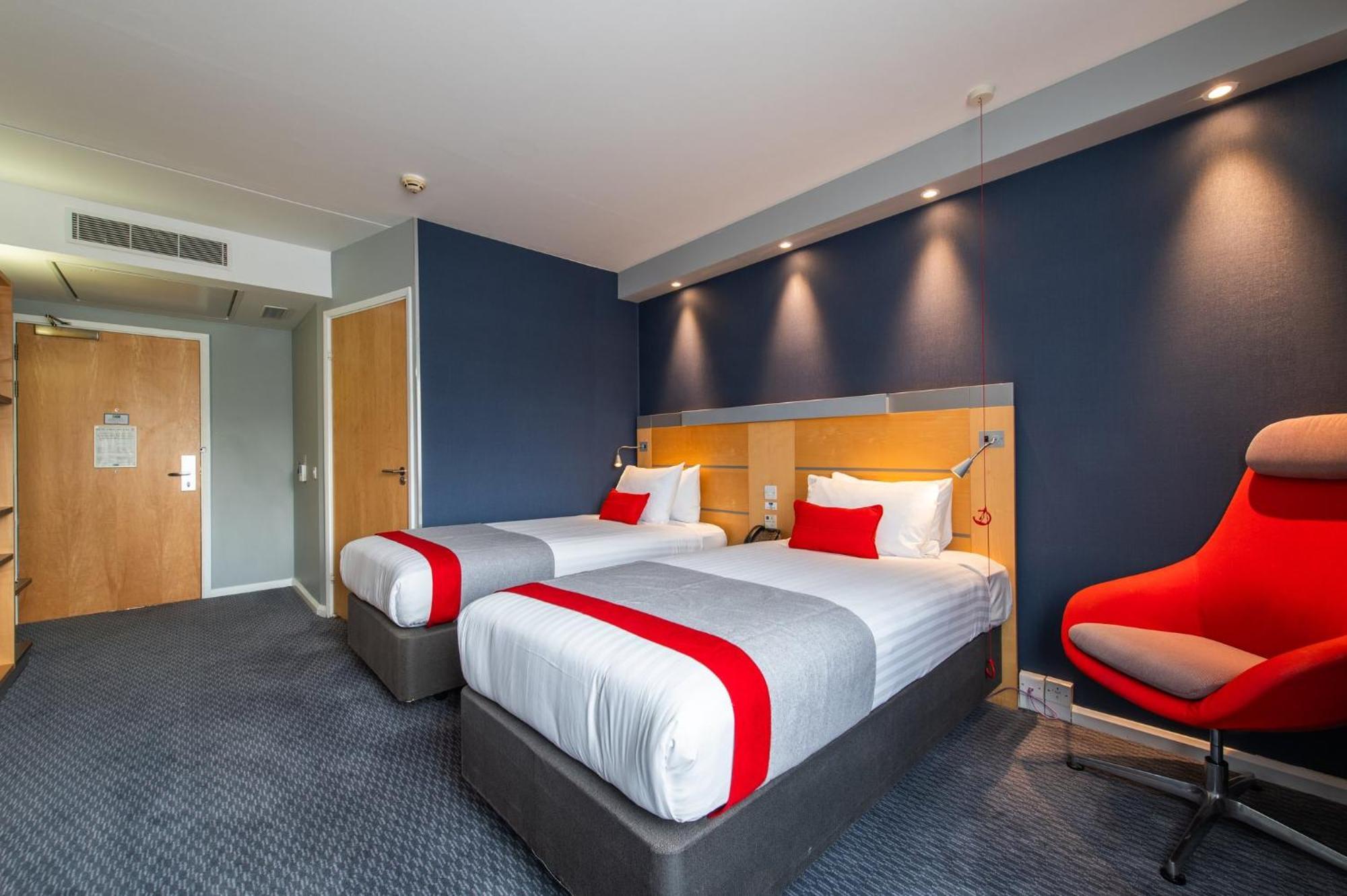 Holiday Inn Express Ramsgate - Minster By Ihg Esterno foto
