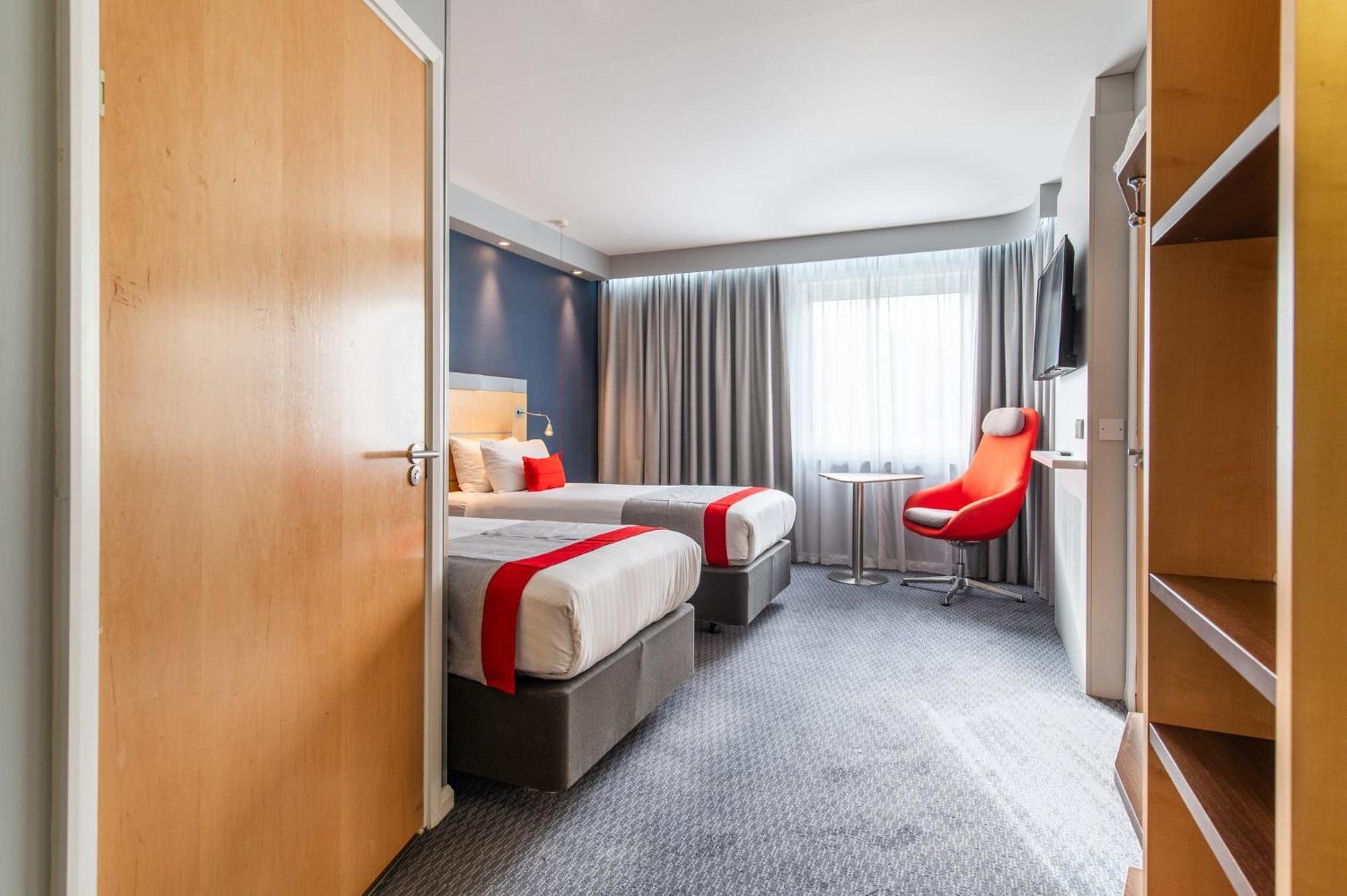 Holiday Inn Express Ramsgate - Minster By Ihg Esterno foto