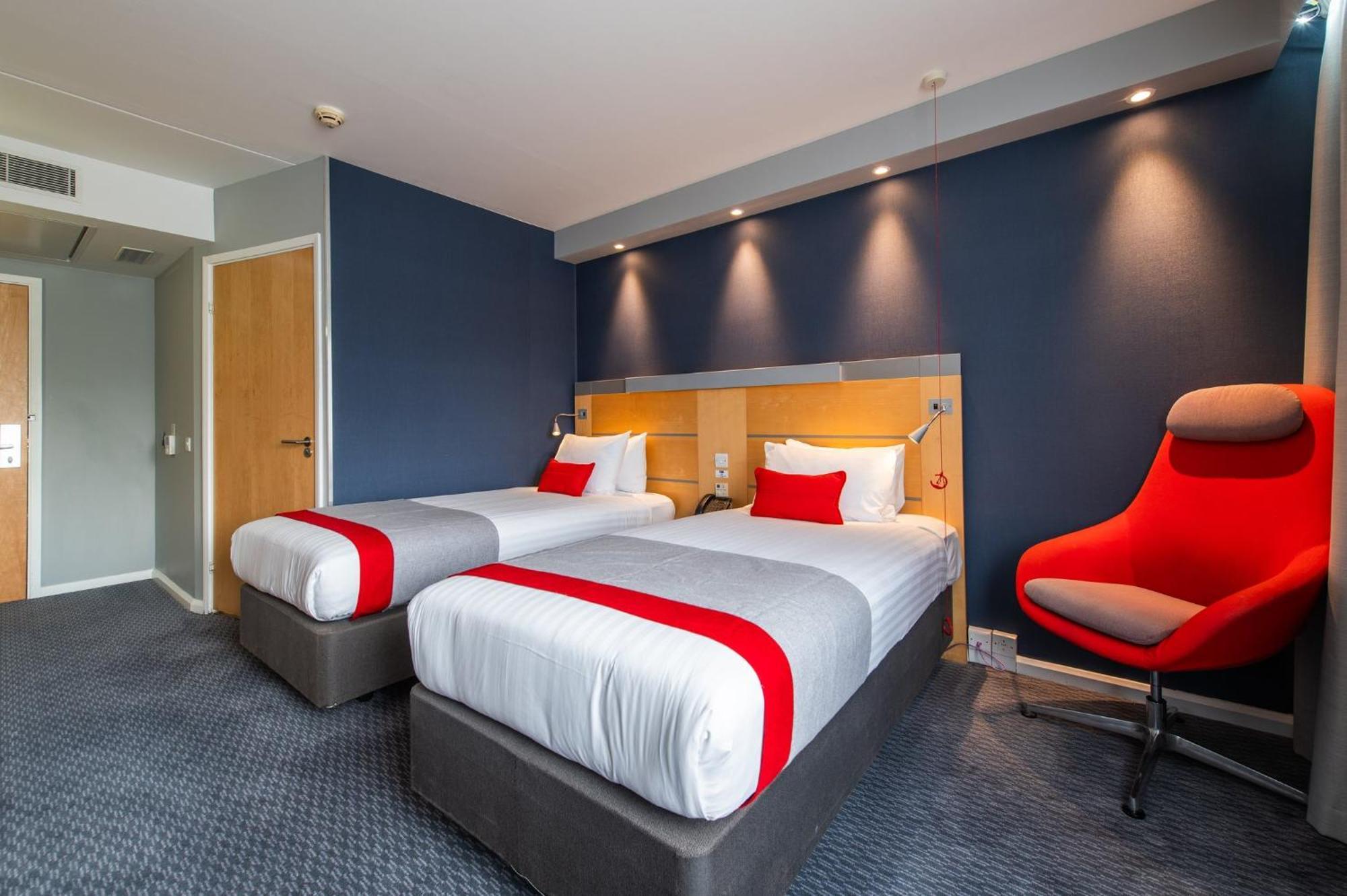 Holiday Inn Express Ramsgate - Minster By Ihg Esterno foto