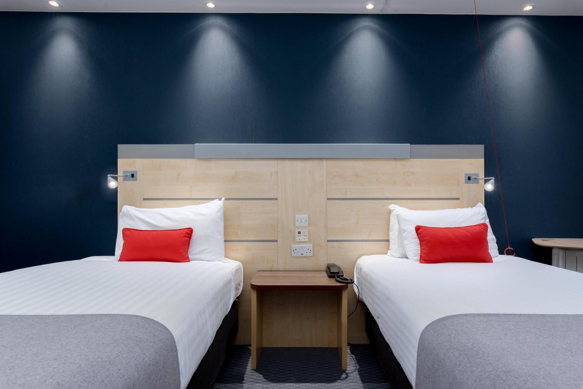 Holiday Inn Express Ramsgate - Minster By Ihg Esterno foto
